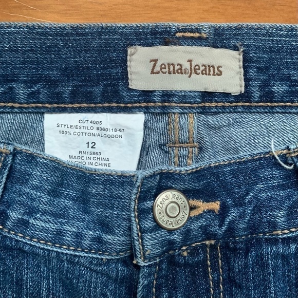 Zena Vintage Flare Jeans - Picture 3 of 8